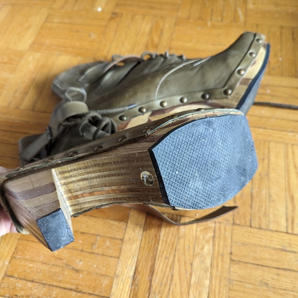 Fluevog Faith Conviction Boots - Olive Green - Picture 5 of 5